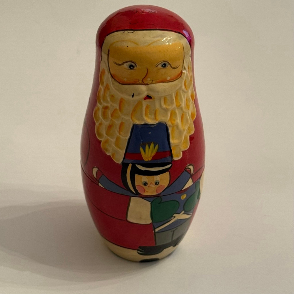 Matryoshka Vintage Wooden Nesting Santa Dolls